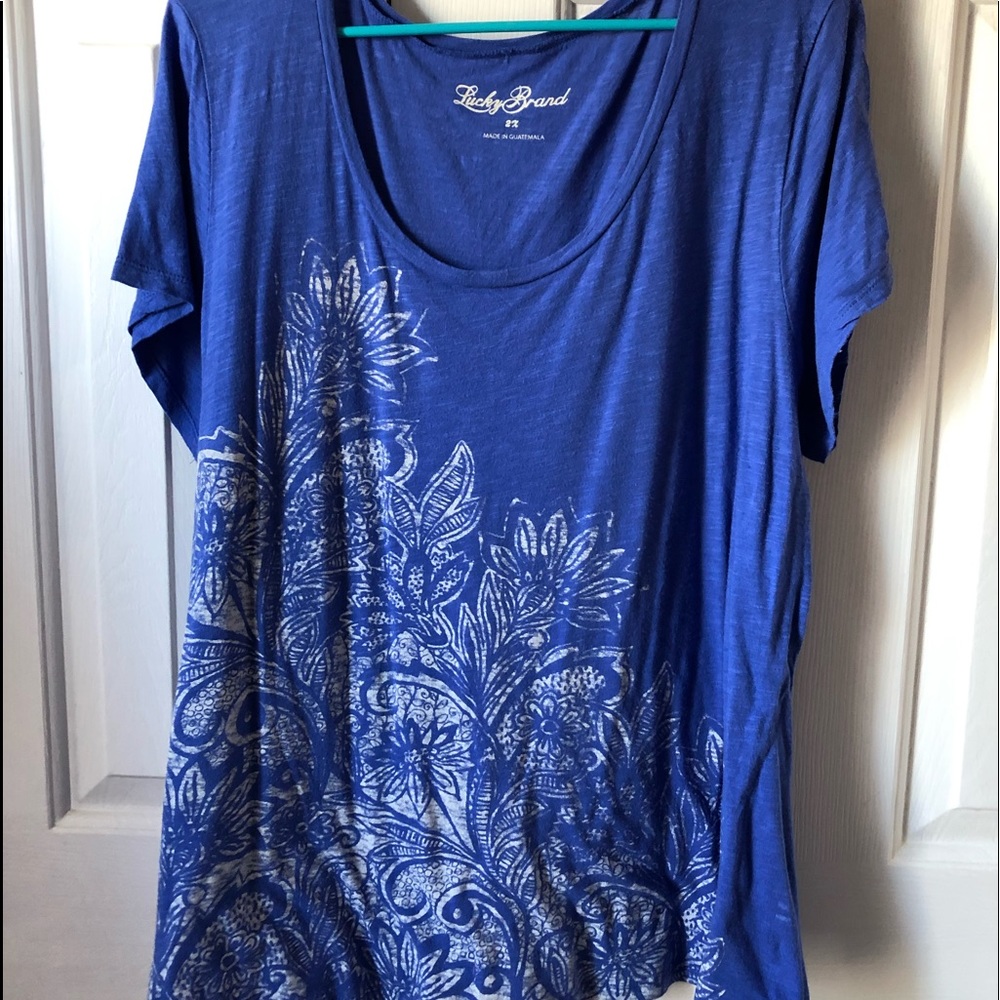 Women’s shirt
